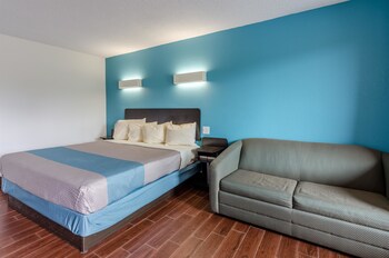 motel 6 lexington va