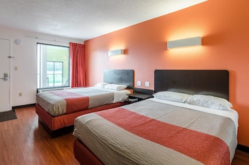 motel 6 lexington va