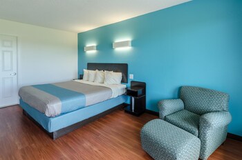 motel 6 lexington va