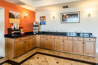 motel 6 lexington va