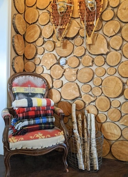 Cedar Hill Lodge,St Ignace>>Saint Ignace,3 star