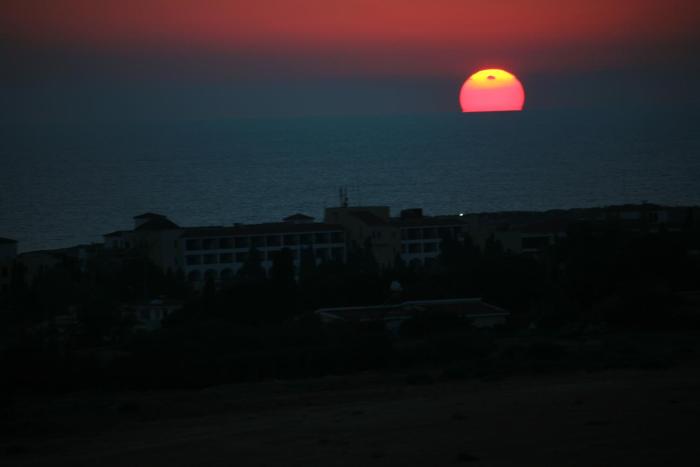 petsas apartments and tavern