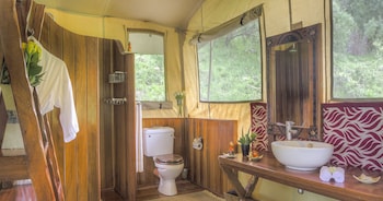 entumoto safari camp