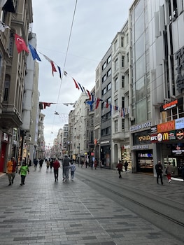 taksim istiklal suites