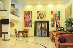 Royal Court Hotel,Mombasa>>Bamburi,3.5 star