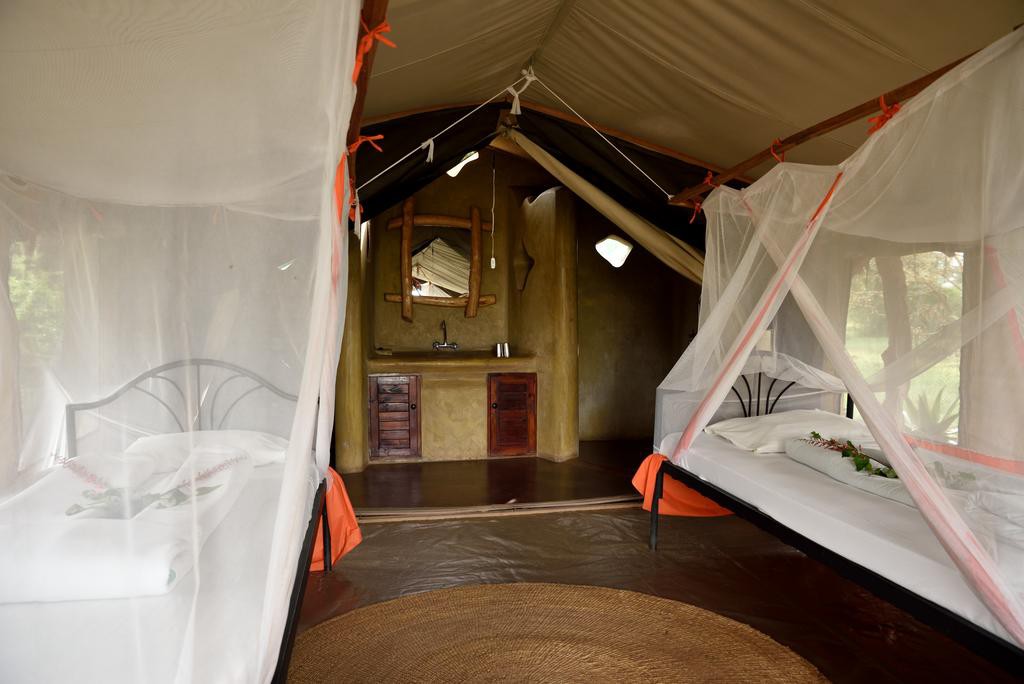 ikoma tented camp