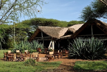 ikoma tented camp