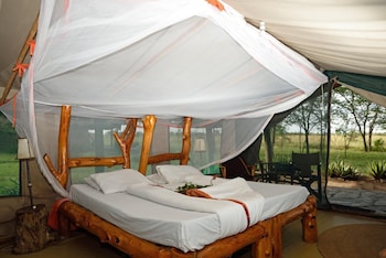 ikoma tented camp