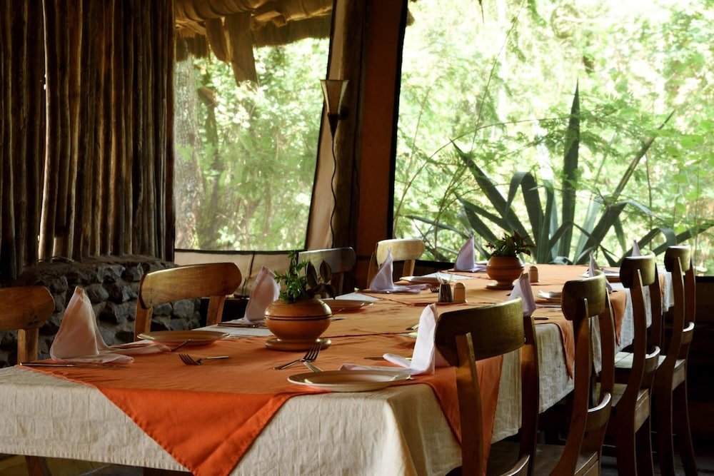 ikoma tented camp