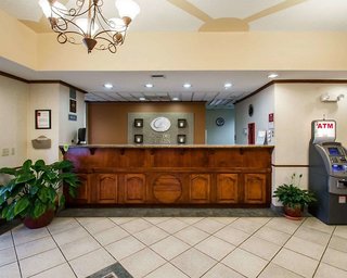 comfort suites airport