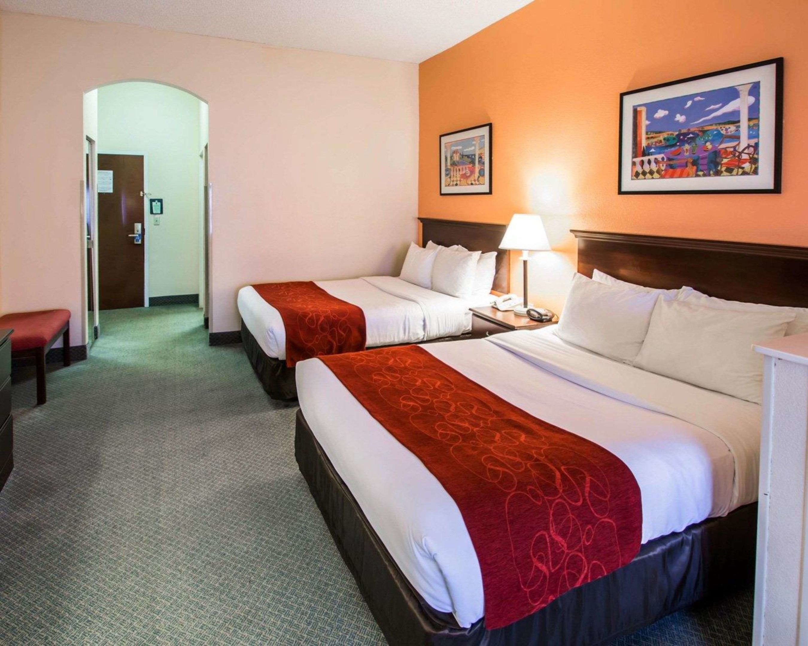 comfort suites airport