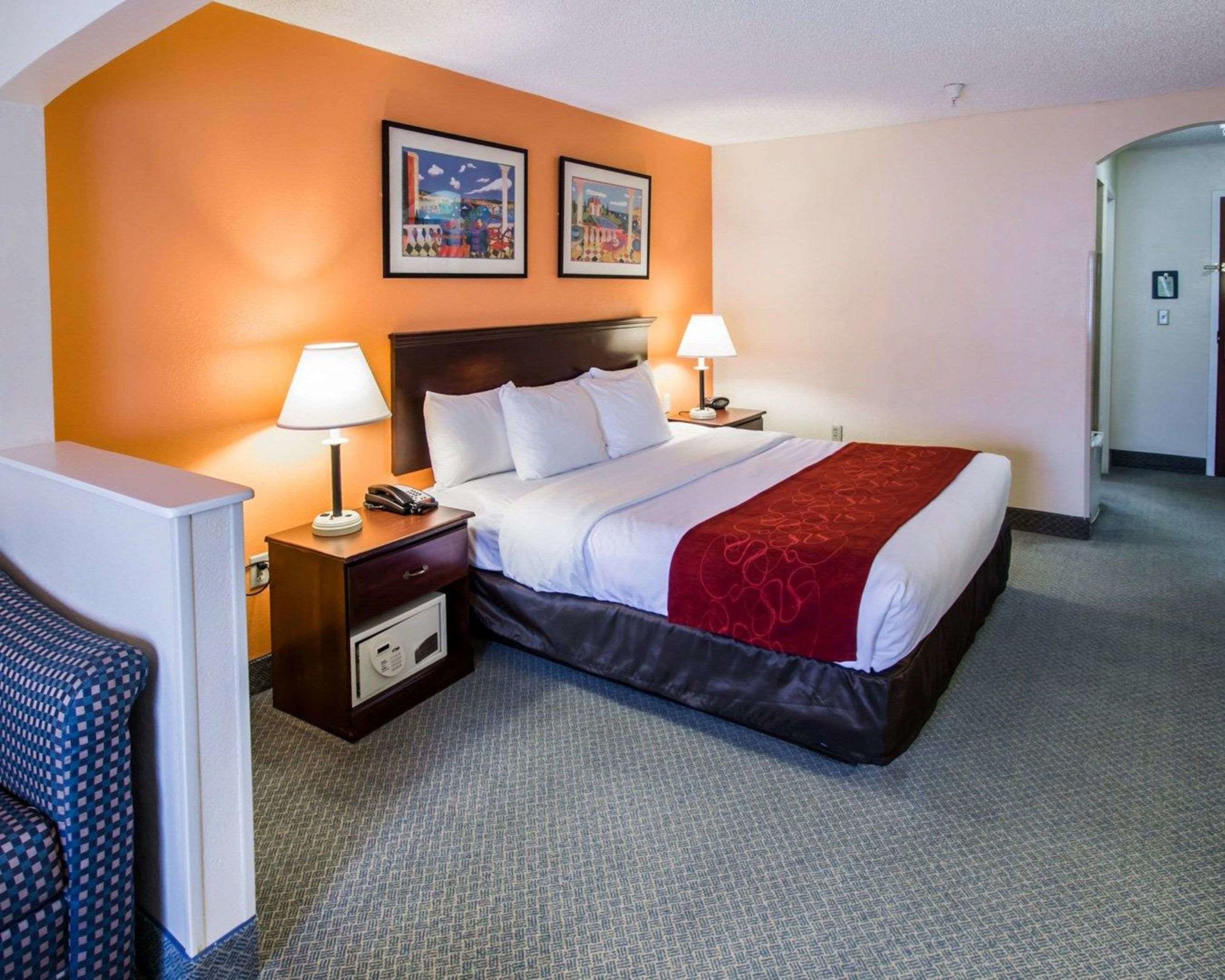 comfort suites airport