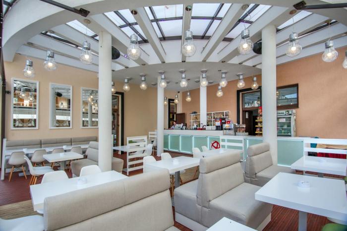 hermes club hotel and apartments