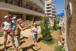 hermes club hotel and apartments