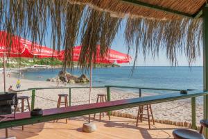 hermes club hotel and apartments