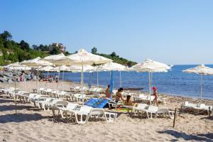 hermes club hotel and apartments