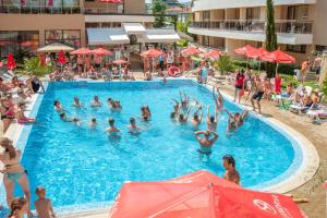 hermes club hotel and apartments