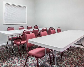 Econo Lodge Jefferson City,Columbia>>Cole,2 star
