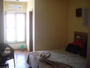 kiras boutique hotel