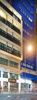 mingle place with the star