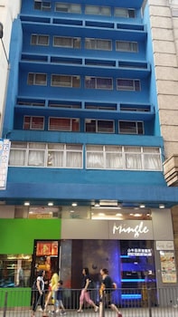 mingle place with the star