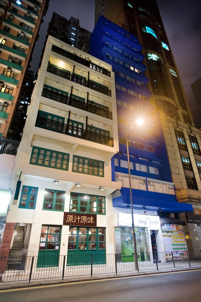 mingle place with the star