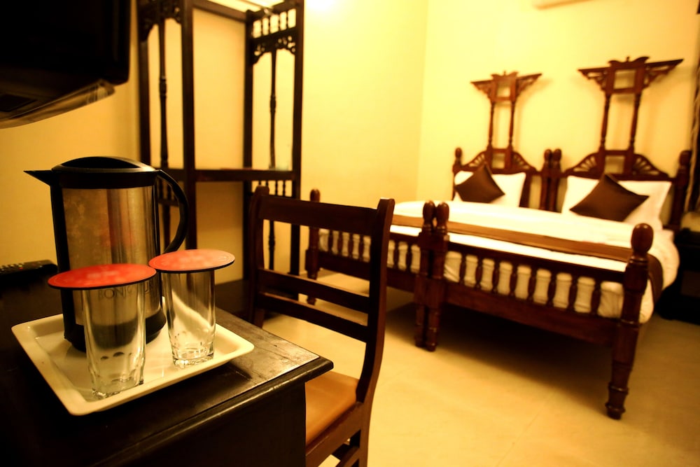 hotel ajit mansion