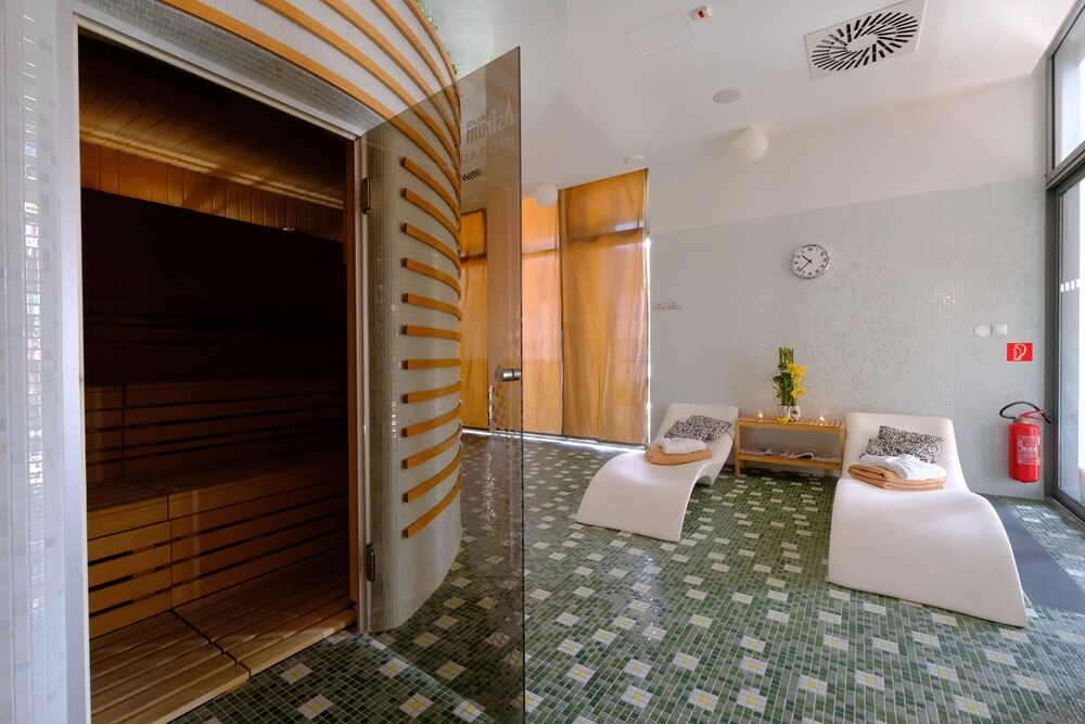 business hotel astrum laus