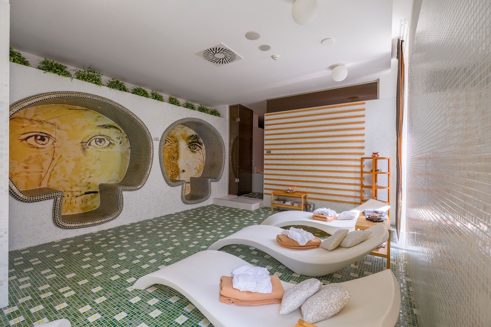 business hotel astrum laus