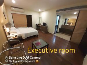 Arpanaa Hotel,India>>Tiruvannamalai,3 star