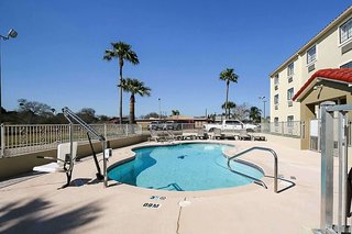 Quality Inn Kingsville Hwy 77,Kleberg County>>Kingsville,3 star