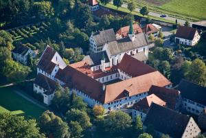 Kloster Heiligkreuztal Tagungshaus,Biberach>>Altheim,3 star