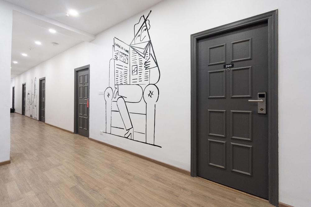 townhouse hotel mannat international