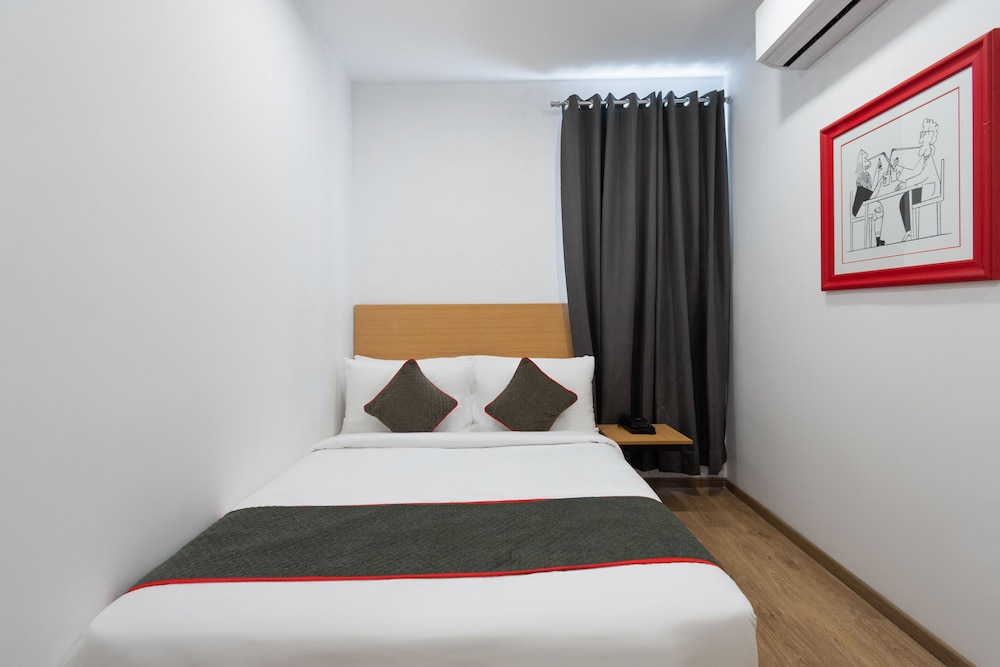 townhouse hotel mannat international