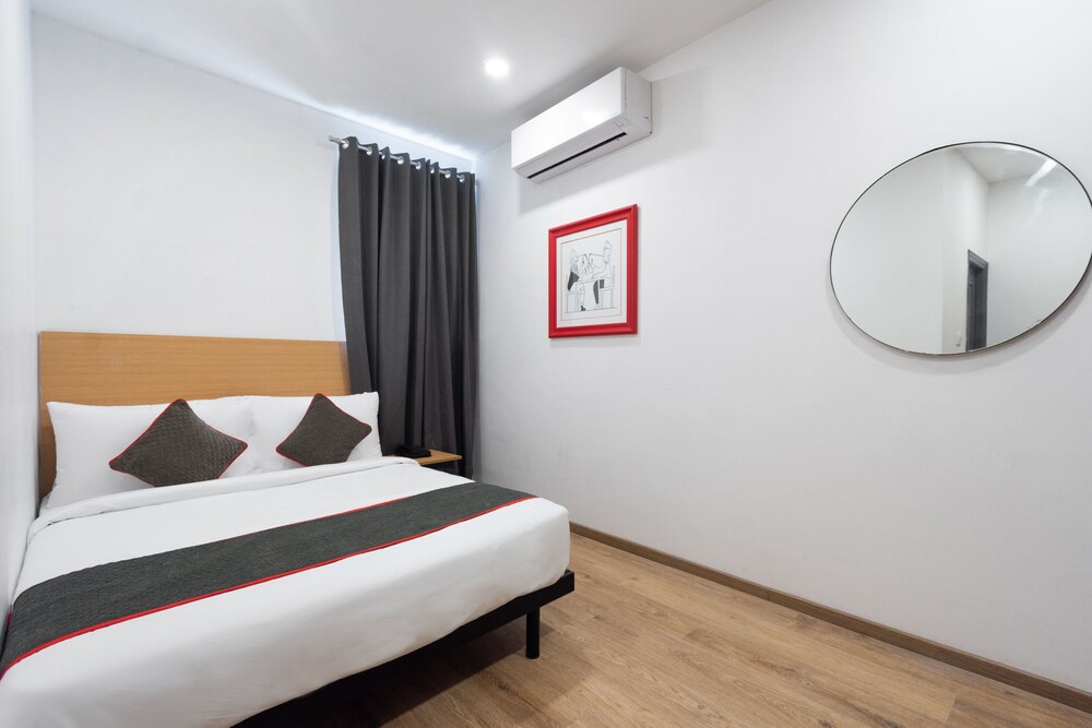 townhouse hotel mannat international