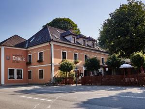 Landgasthof Erber,Matzleinsdorf>>Emmersdorf An Der Donau,3 star