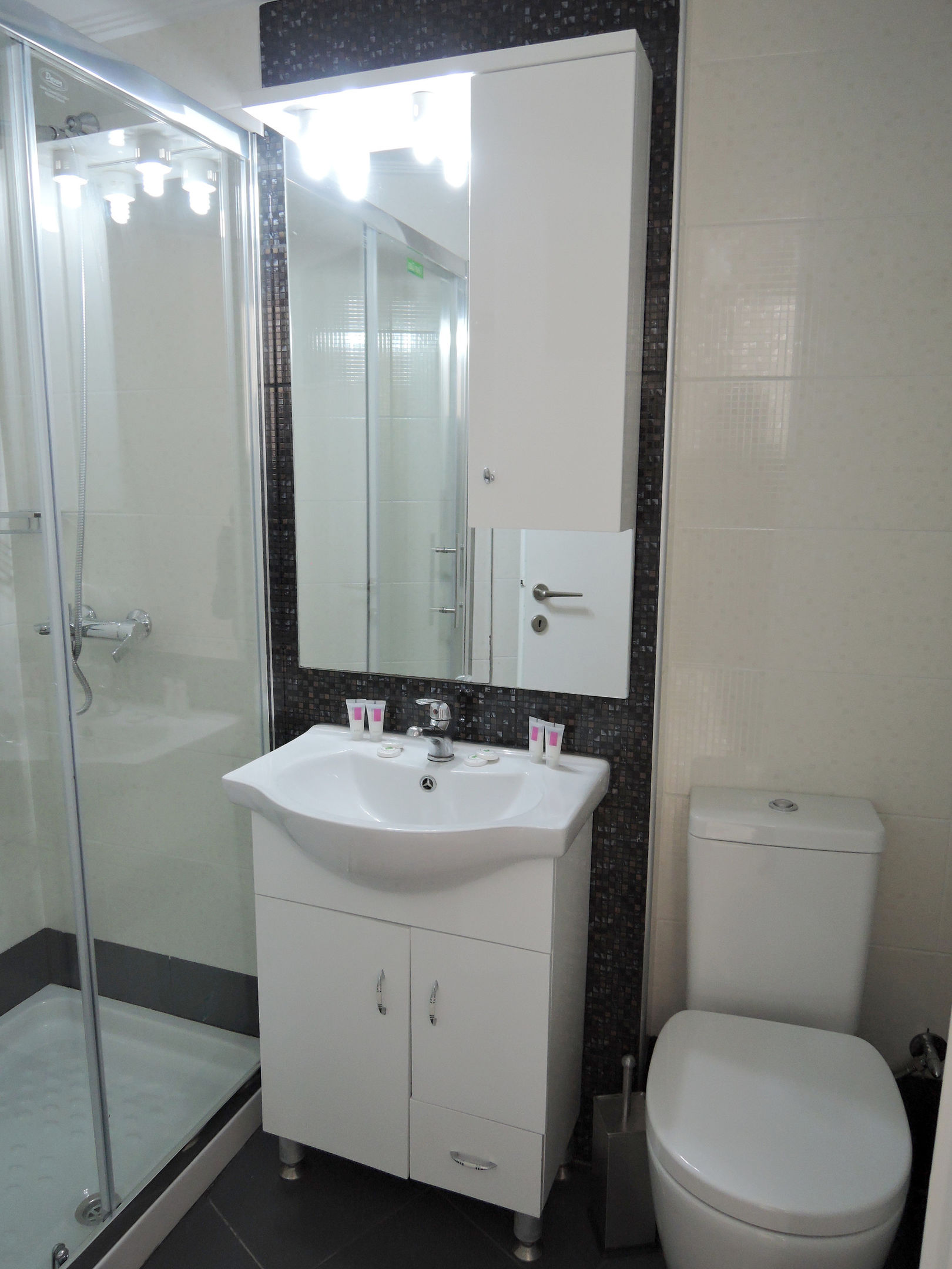 fantasia hotel apartments