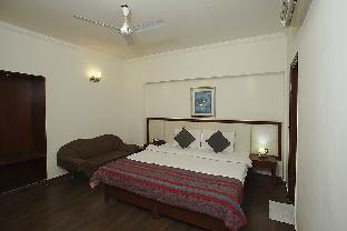 pals inn