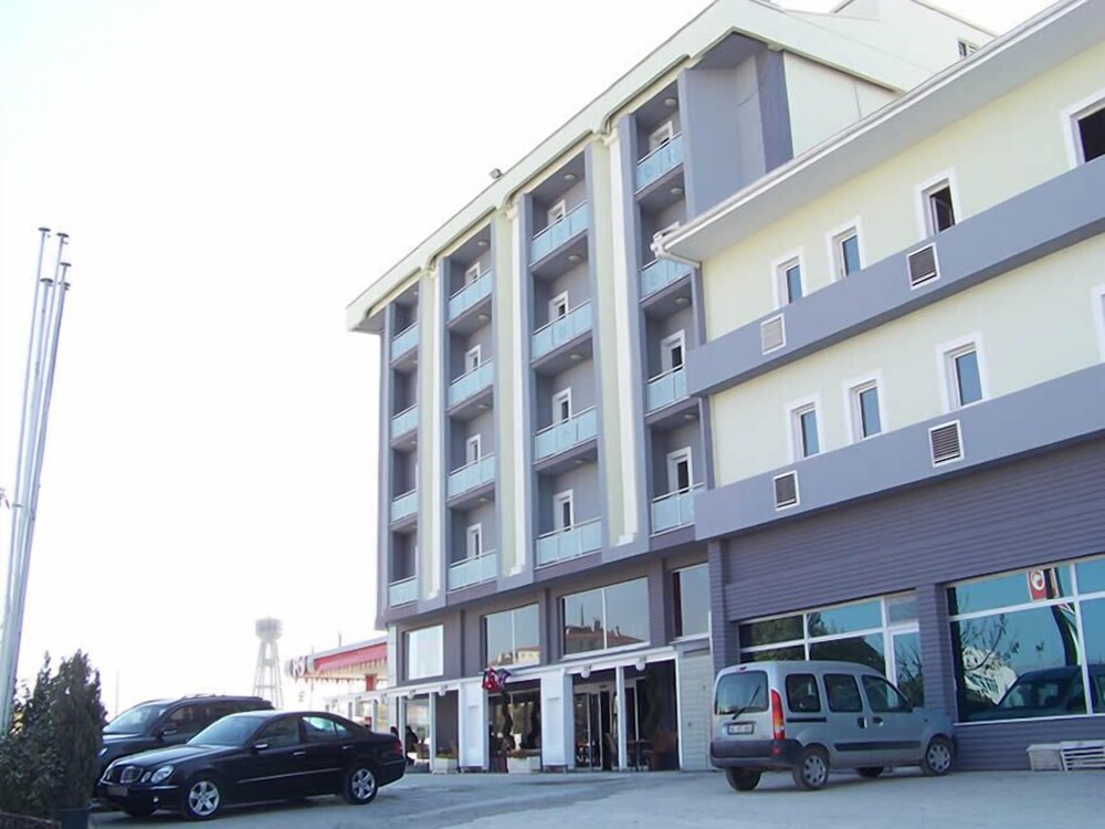corum buyuk otel