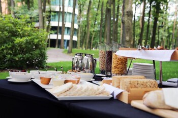 hotel narvil conference and spa