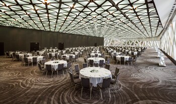 hotel narvil conference and spa