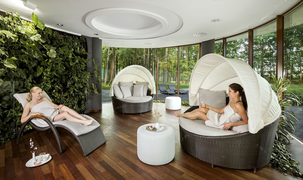 hotel narvil conference and spa