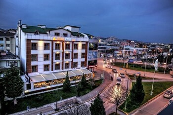 teona hotel