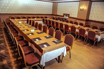 teona hotel