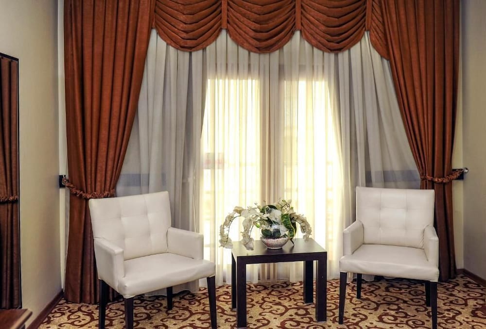 teona hotel