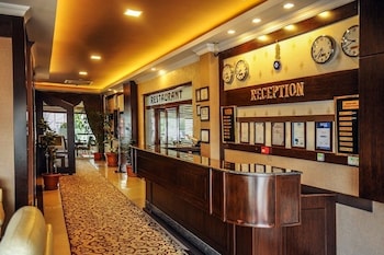 teona hotel