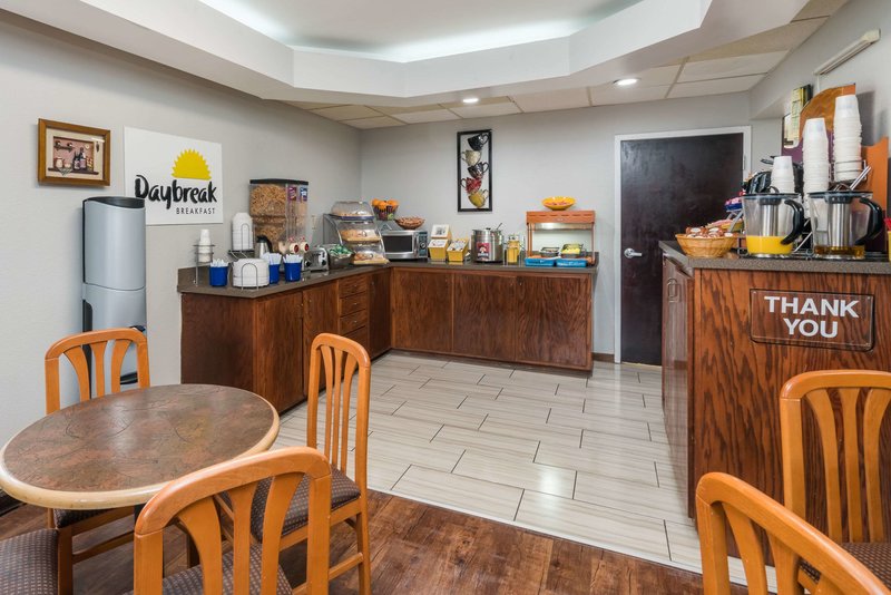 days inn by wyndham goodlettsville nashville