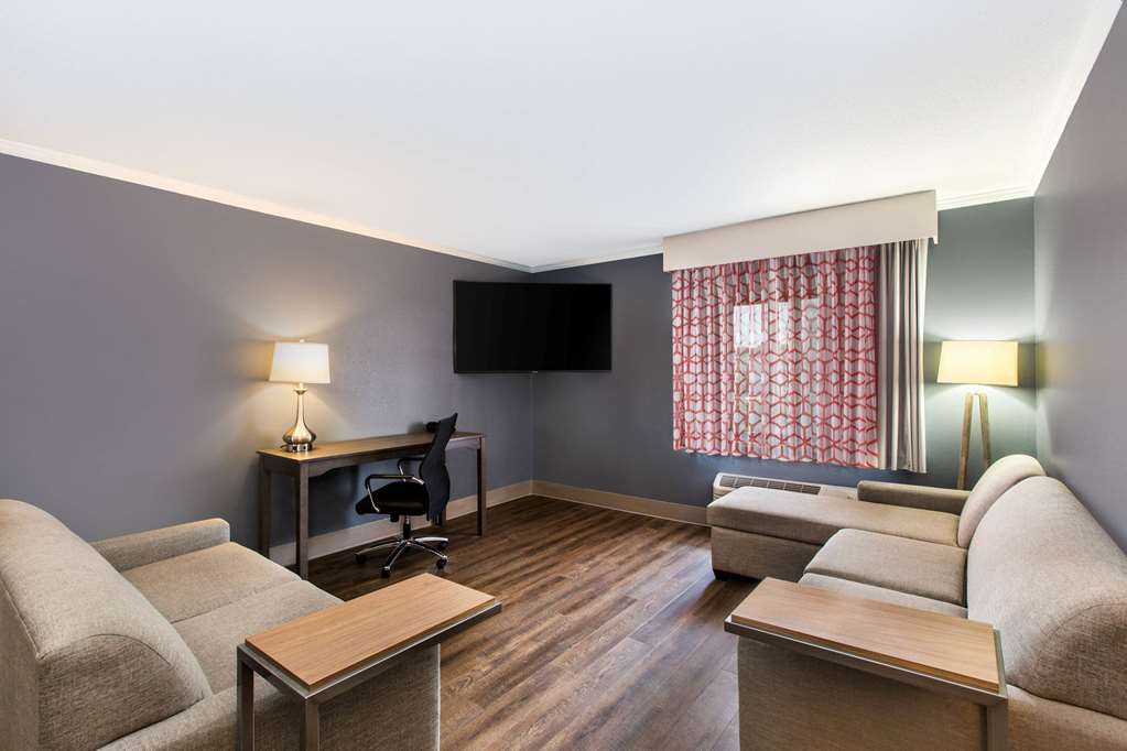 la quinta inn and suites by wyndham goodlettsville nashville