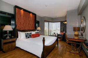 the bayview hotel pattaya