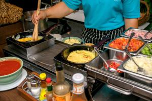 the bayview hotel pattaya